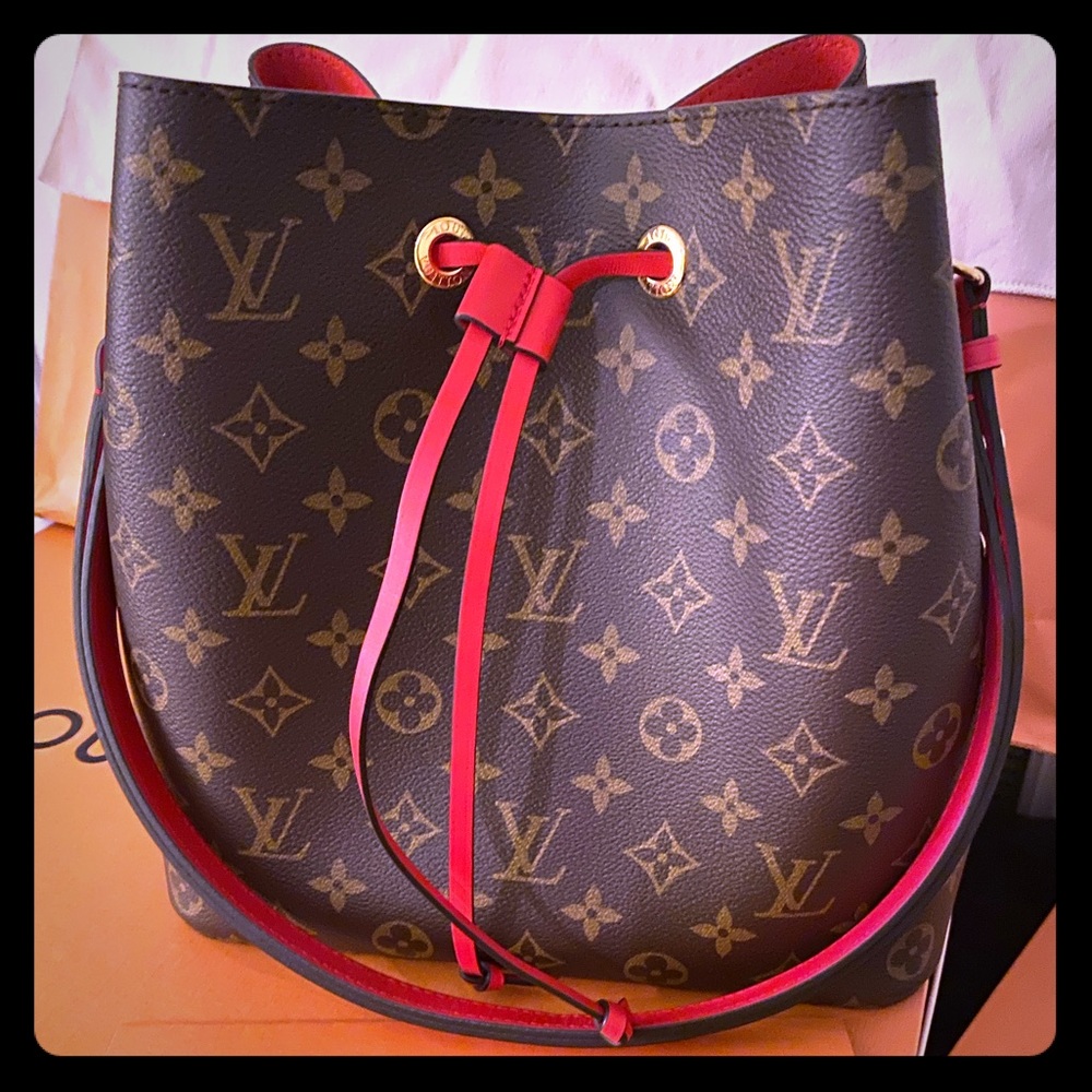 Louis Vuitton Neo Noe MM